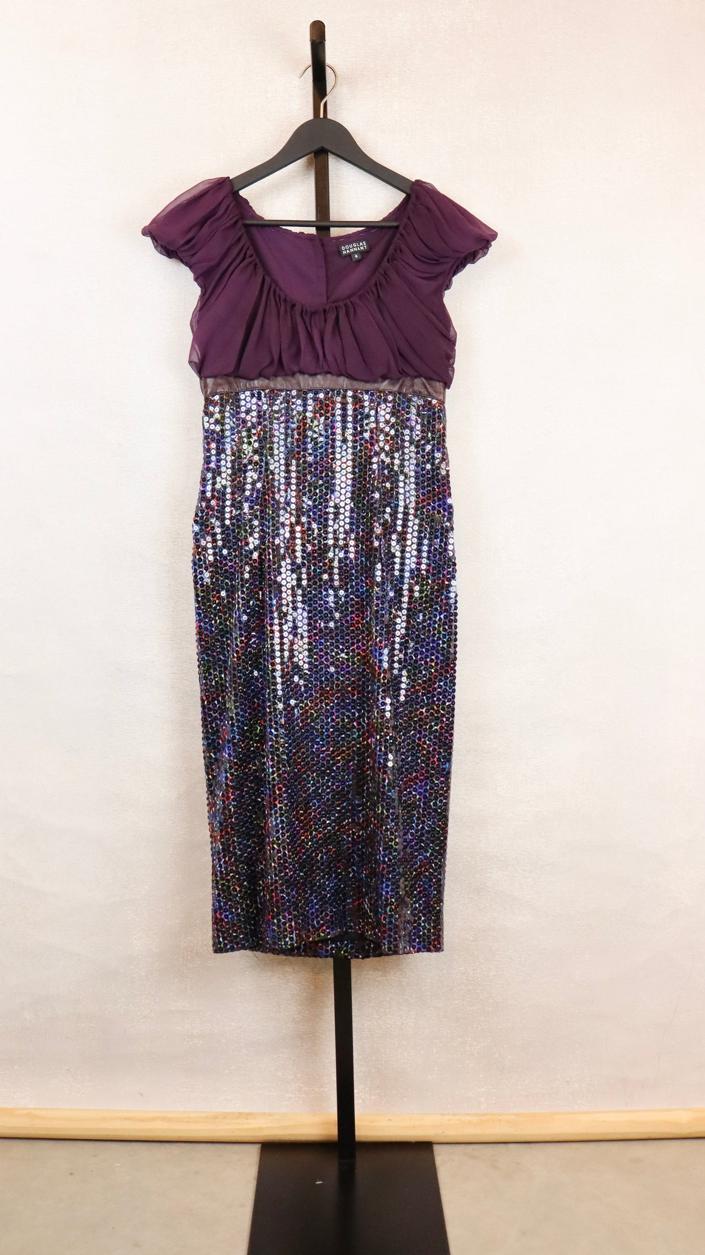 Douglas Hannant - Size 4