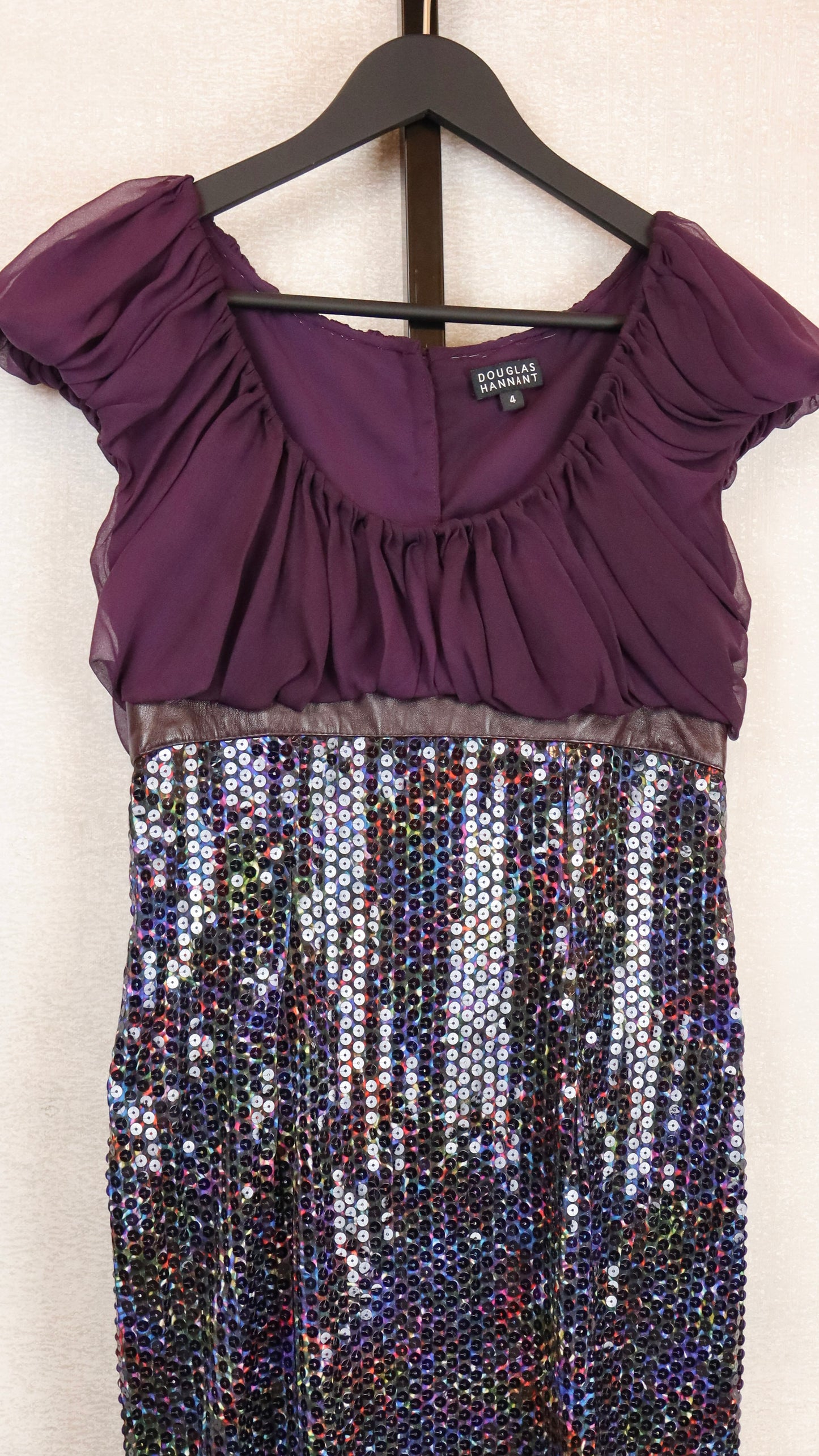 Douglas Hannant - Size 4