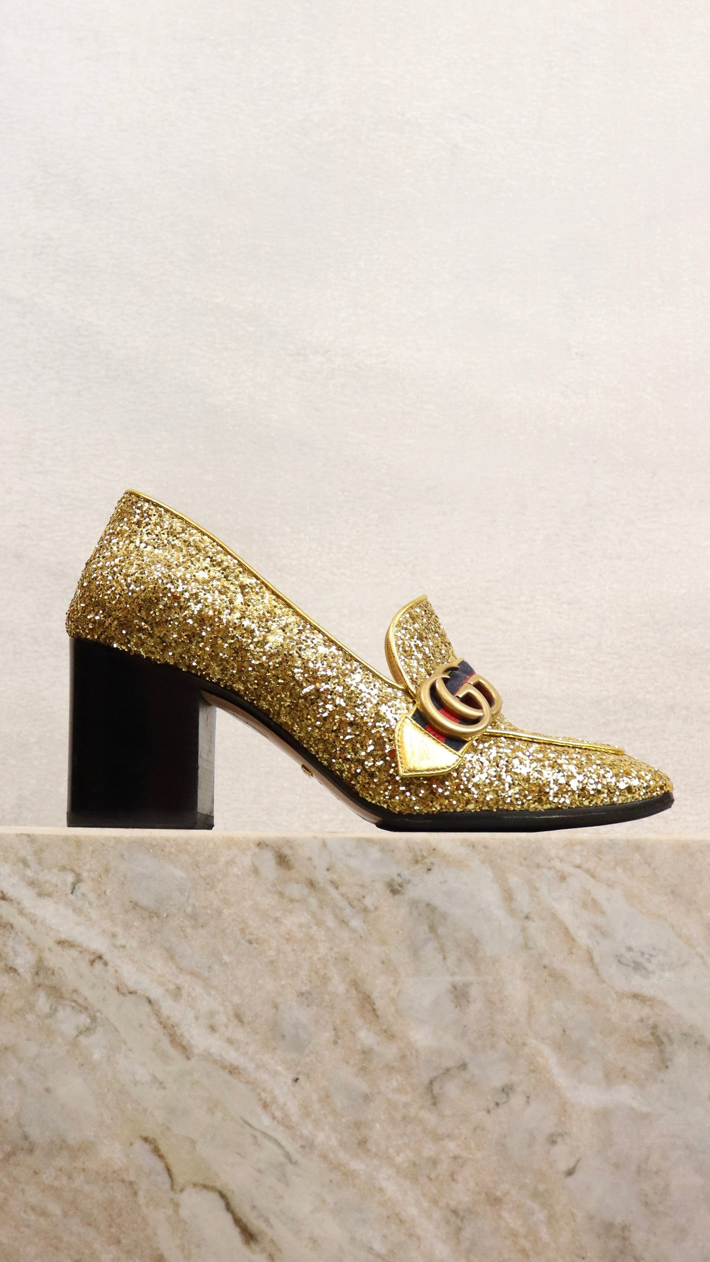 Gucci - Size 39.5