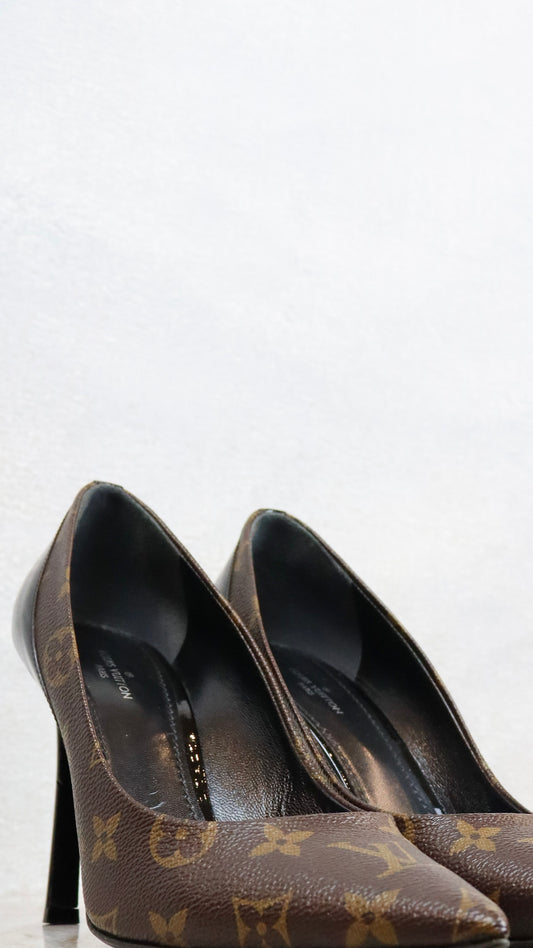 Louis Vuitton - Size 38