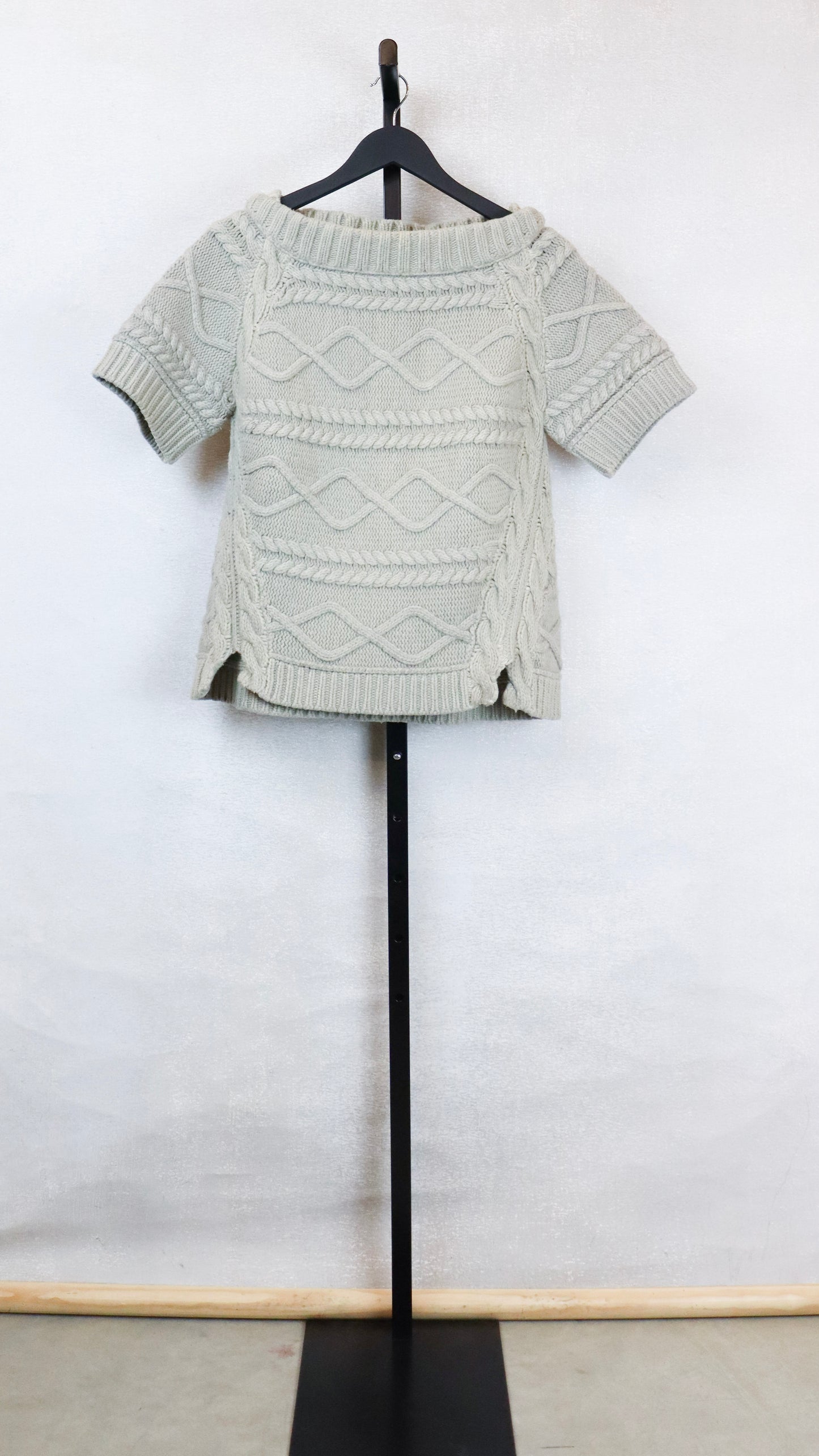 Burberry - Size L