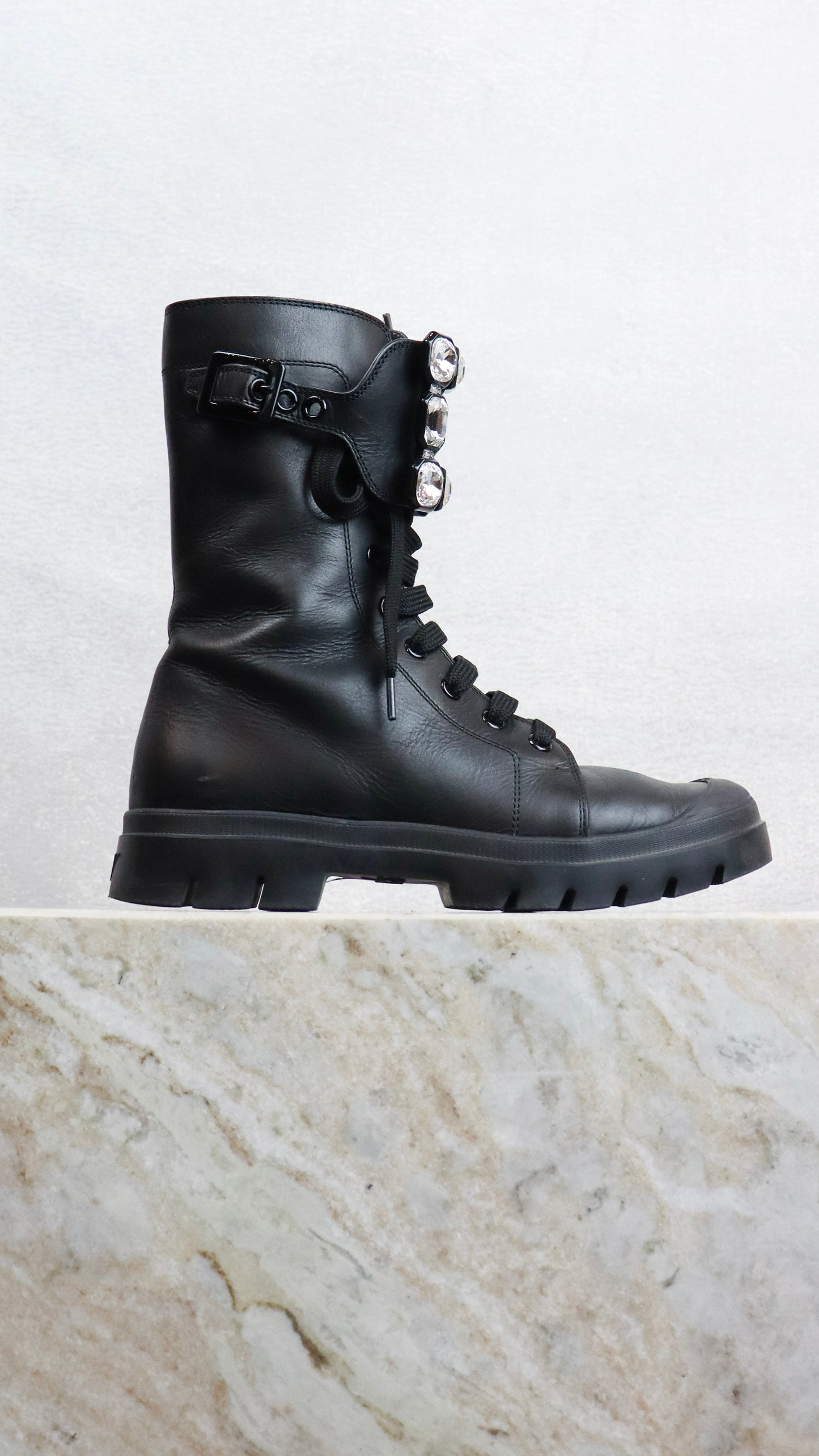 Roger Vivier - Size 35.5
