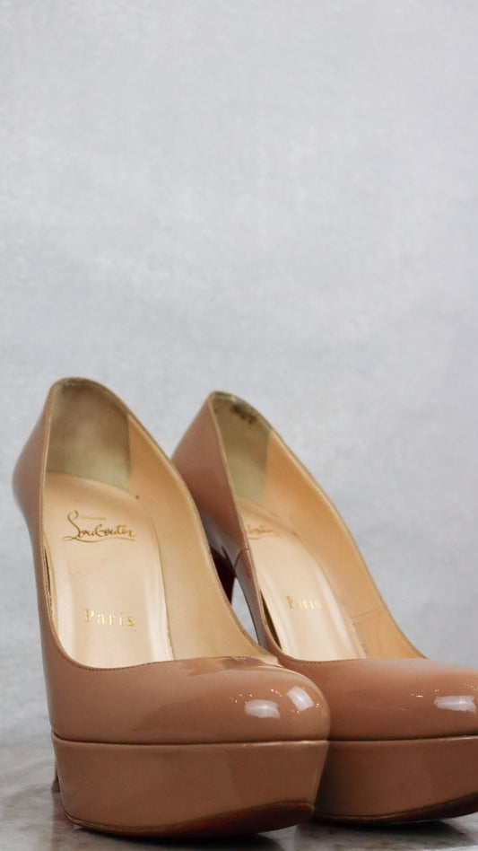 Christian Louboutin - Size 38