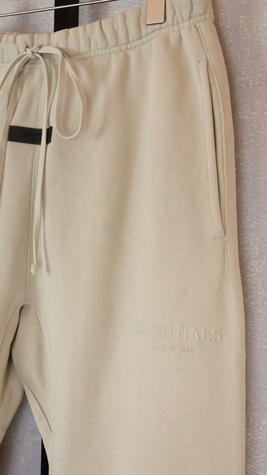 Essentials - Size S
