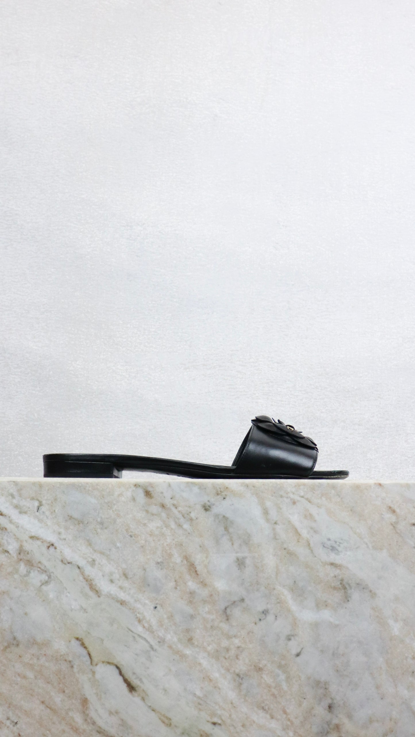 Chanel - Size 37