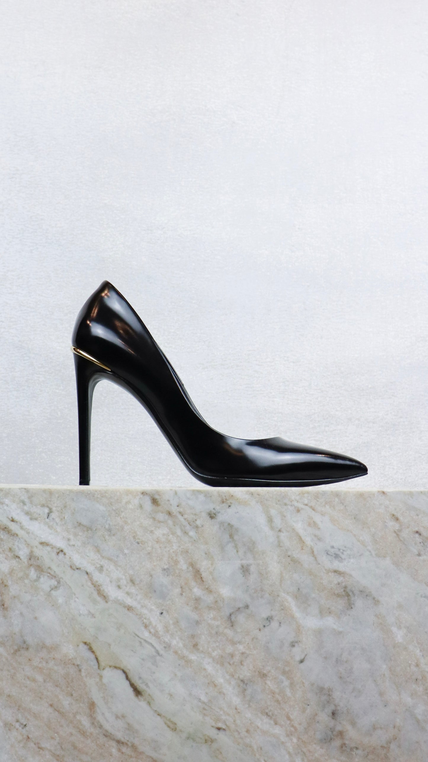Louis Vuitton - Size 40