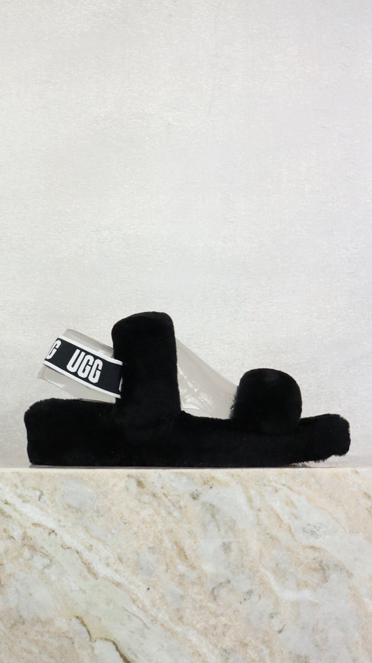 Ugg - Size 10