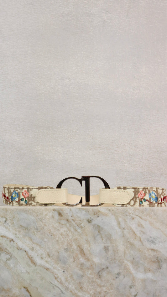 Christian Dior - Size 30