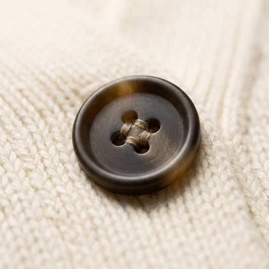 lisa-yang-size-s — detail