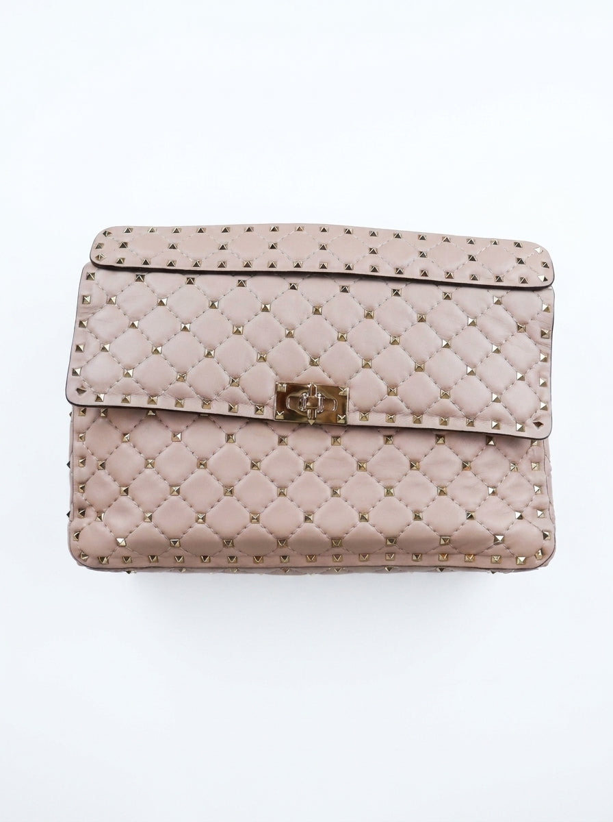 valentino-9 — Flatlay front