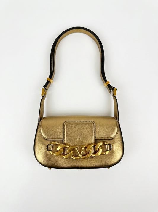 valentino-10 — Flatlay front
