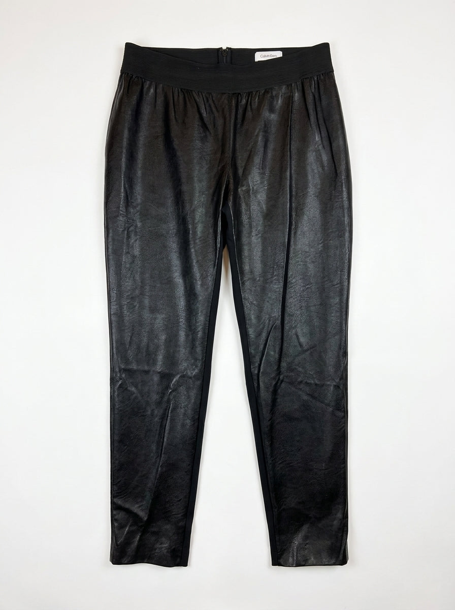 stella-mccartney-size-50 — Flatlay front