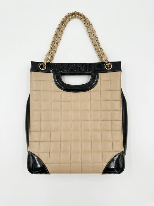 chanel-4 — Flatlay front