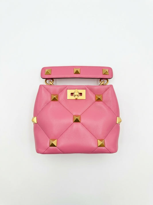 valentino-3 — Flatlay front