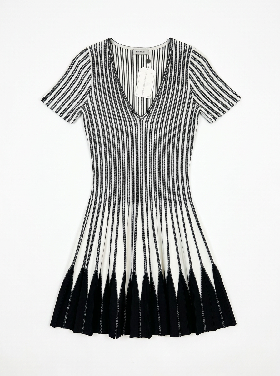 simkhai-size-s — Flatlay front