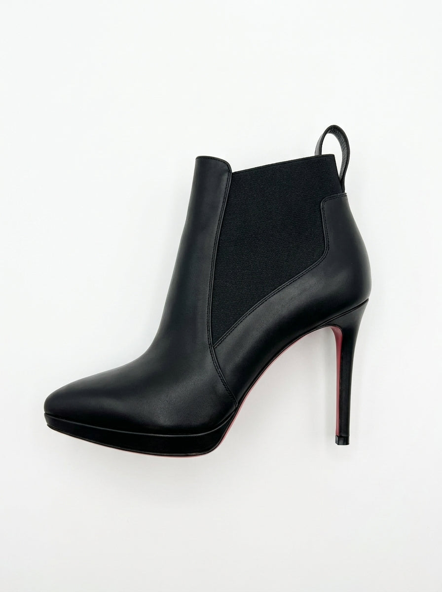 christian-louboutin-size-37 — Flatlay front